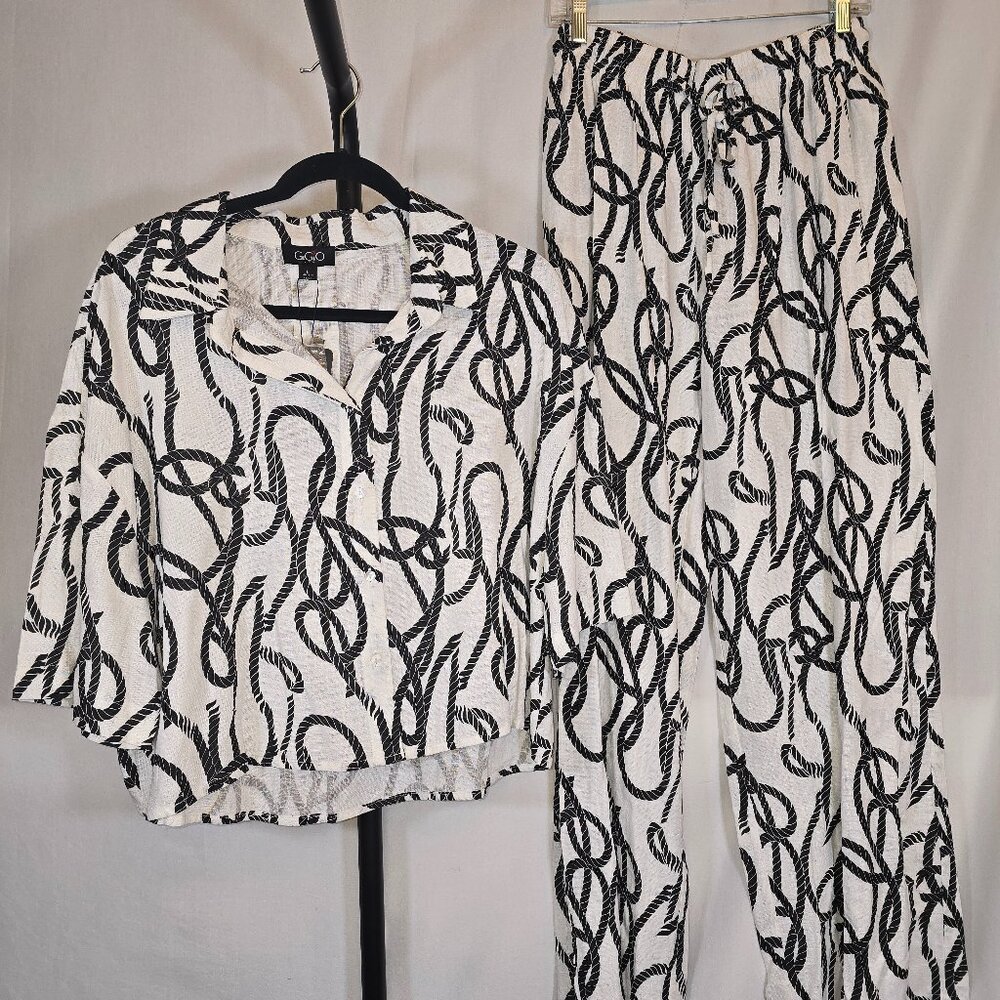White & Black Rope Print Short Sleeve Flowy Pantsuit